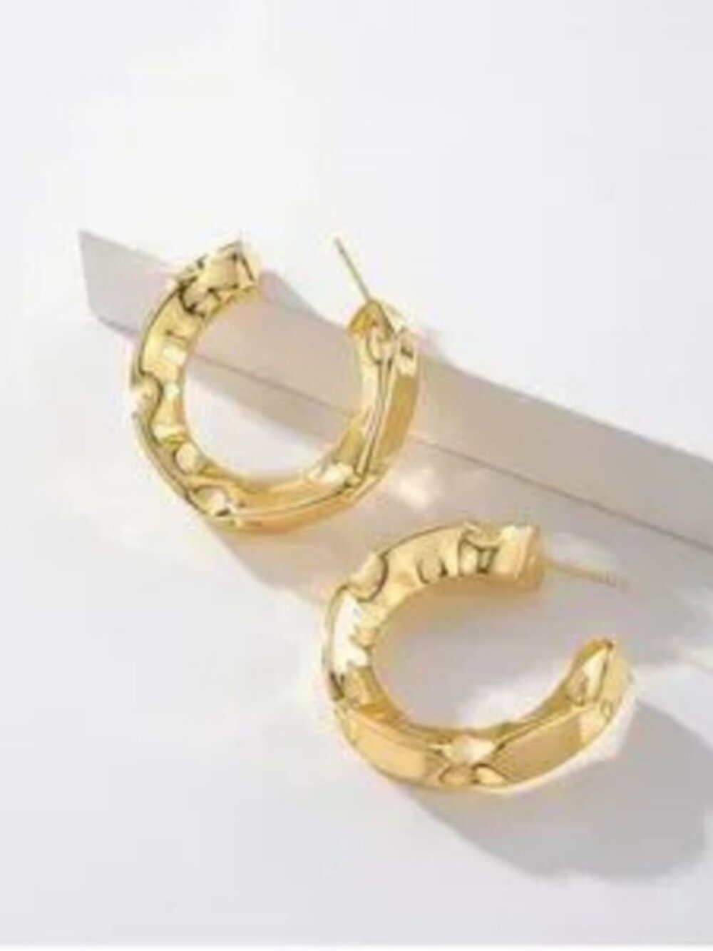 GOLD 14k Gold Textured Hoop Cuff Earrings